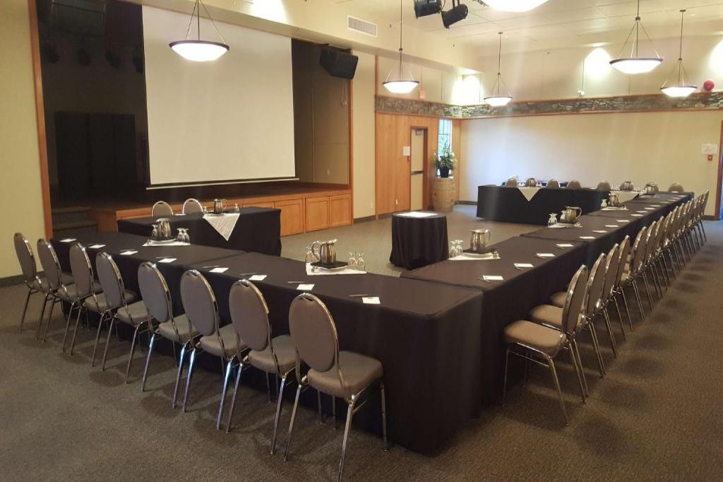 Prestige Hudson Bay Lodge & Conference Centre, WorldHotels 10/20