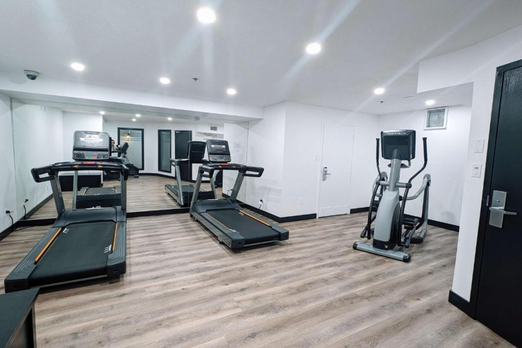 Prestige Hudson Bay Lodge & Conference Centre, WorldHotels 11/20