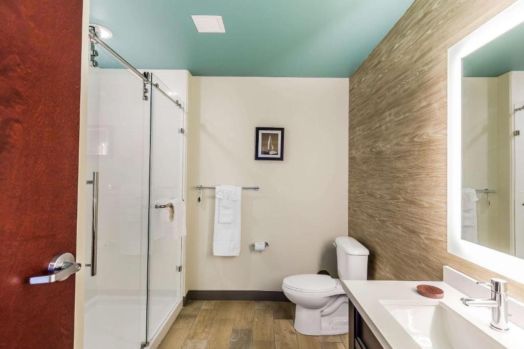 Marina Bay Hotel & Suites, an Ascend Collection Hotel 2/21