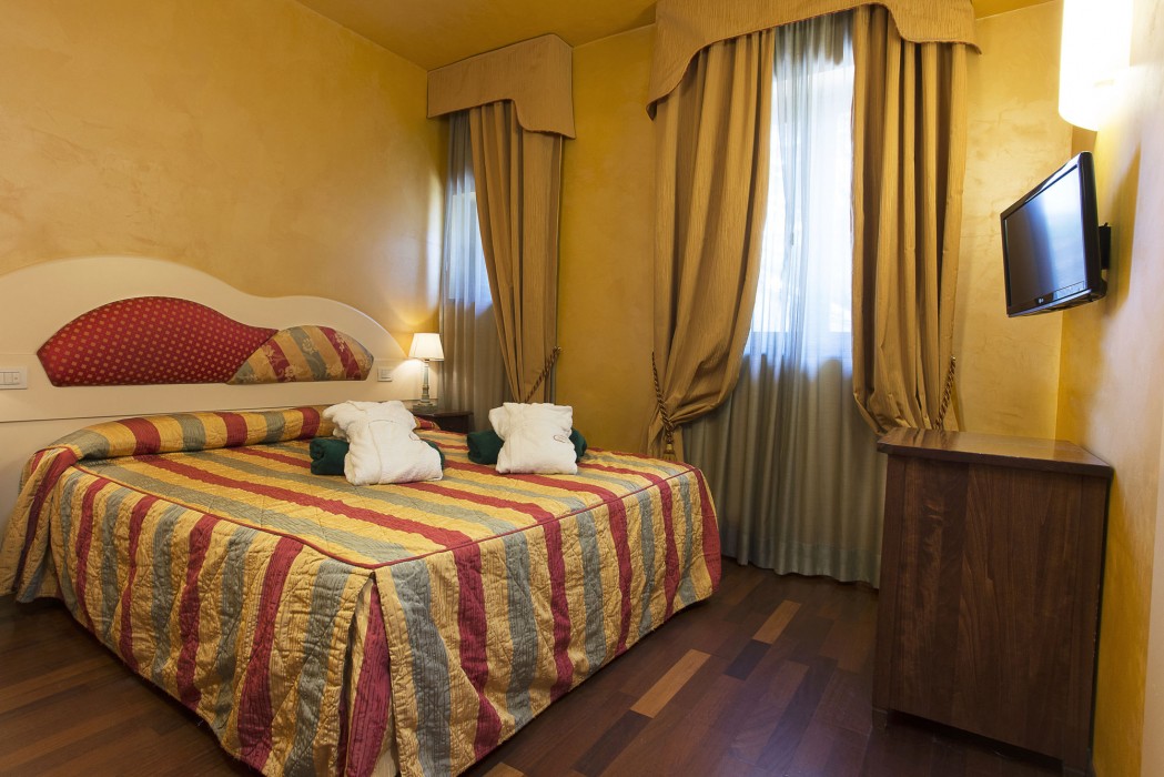 Grand Hotel Terme Roseo 53/61