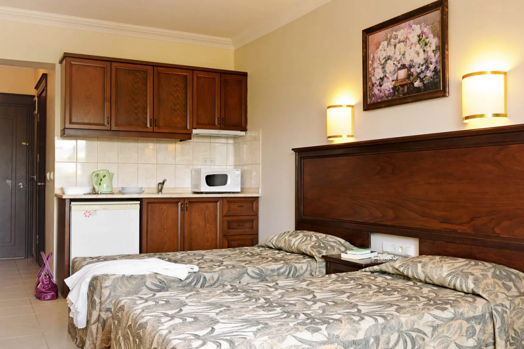 Prestige Garden Hotel 8/23