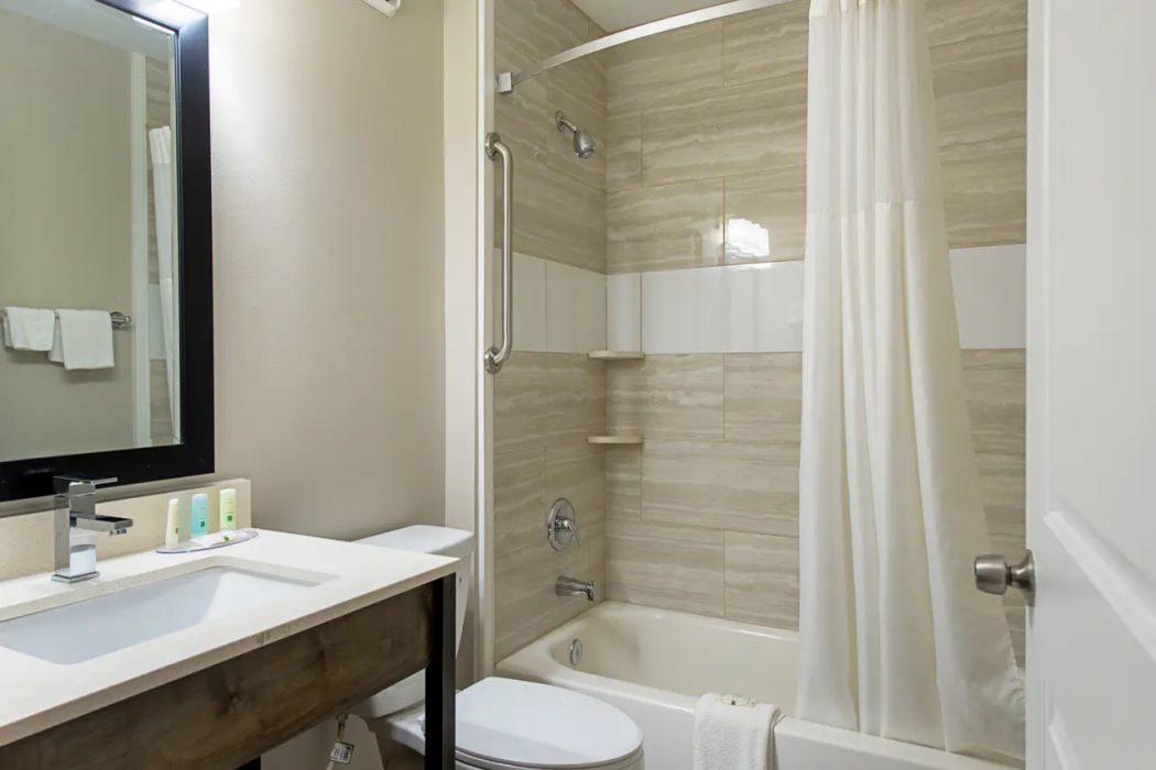 Quality Inn Mishawaka - South Bend 15/27