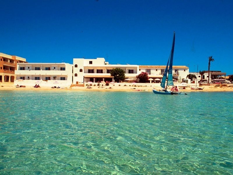 HOSTAL LA SAVINA 23/58