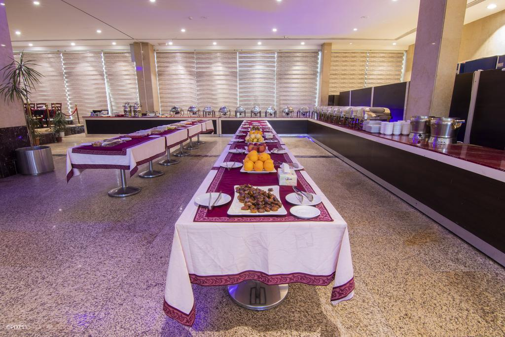 Manawi Basha Hotel 7/11