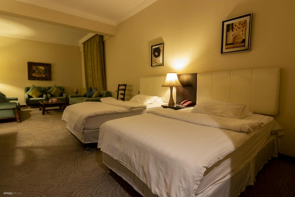 Room at Manawi Basha Hotel, BASRA