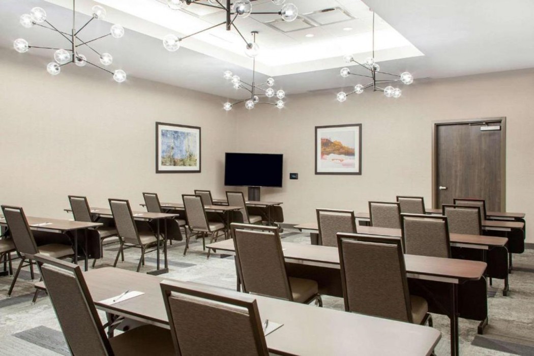 Hilton Garden Inn North Phoenix Scottsdale 17/65