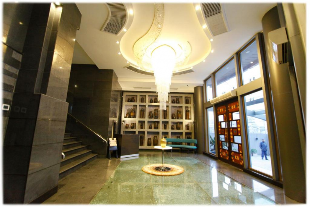 HOTEL dGATES 13/57
