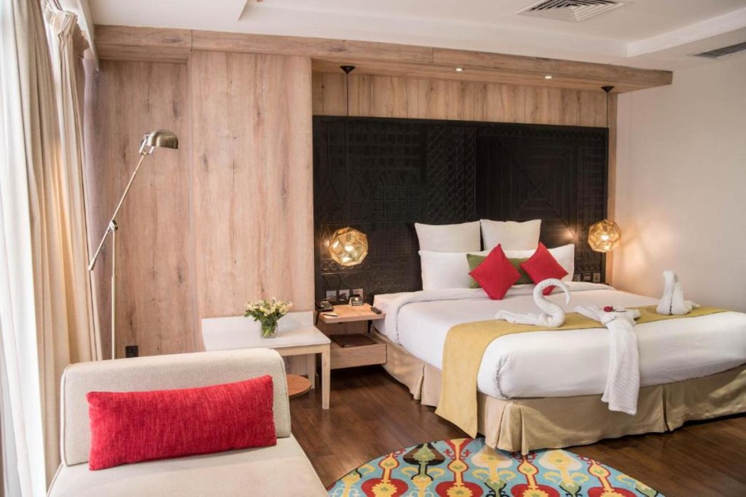 HOTEL dGATES 22/57