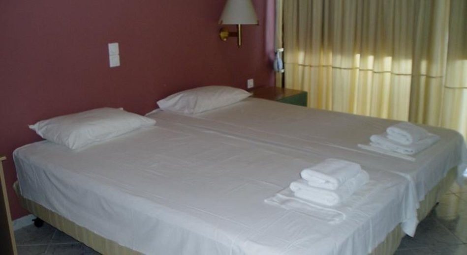 Riviera Hotel Kefalonia 6/17