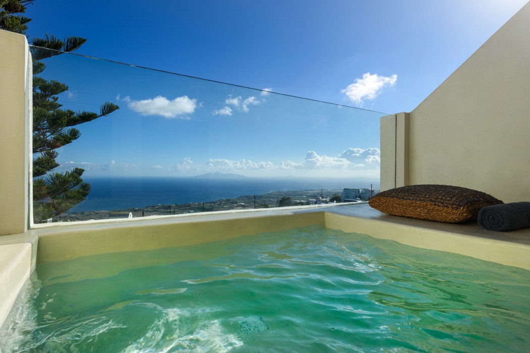 Divelia East Suites 24/48
