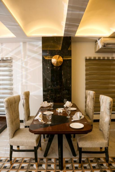 Hotel One Club Road Rahimyar Khan 20/22