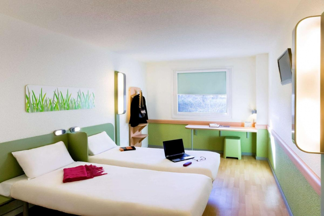 Hotel Ibis Budget Madrid Alcala De Henares 8/23