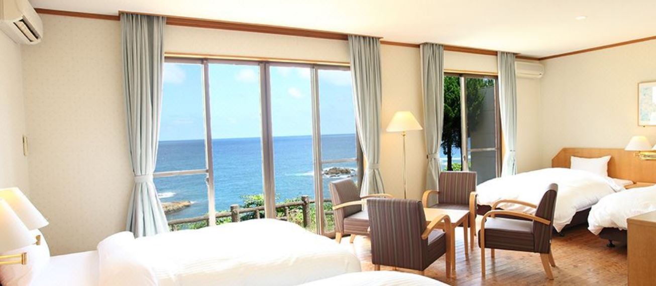 Tsushima Grand Hotel 10/53