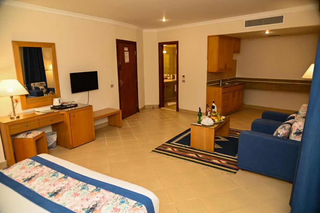 Eagles Downtown Zahabia Resort & Aqua Park 24/73