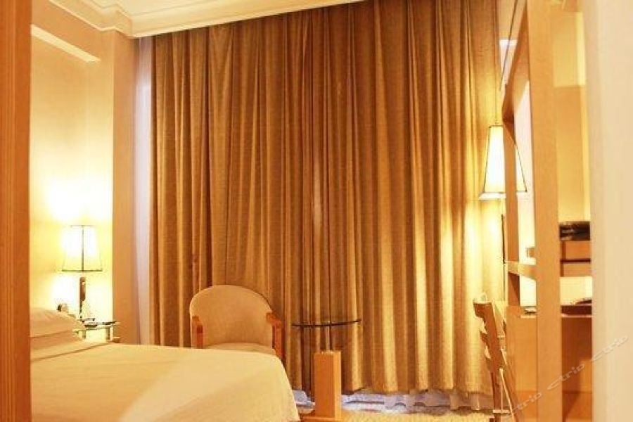 Jinyuan Jinling Plaza 33/63