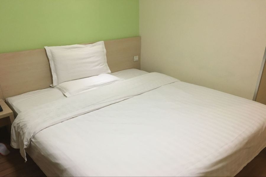 7 Days Inn (Beijing Madian Bridge) 30/47