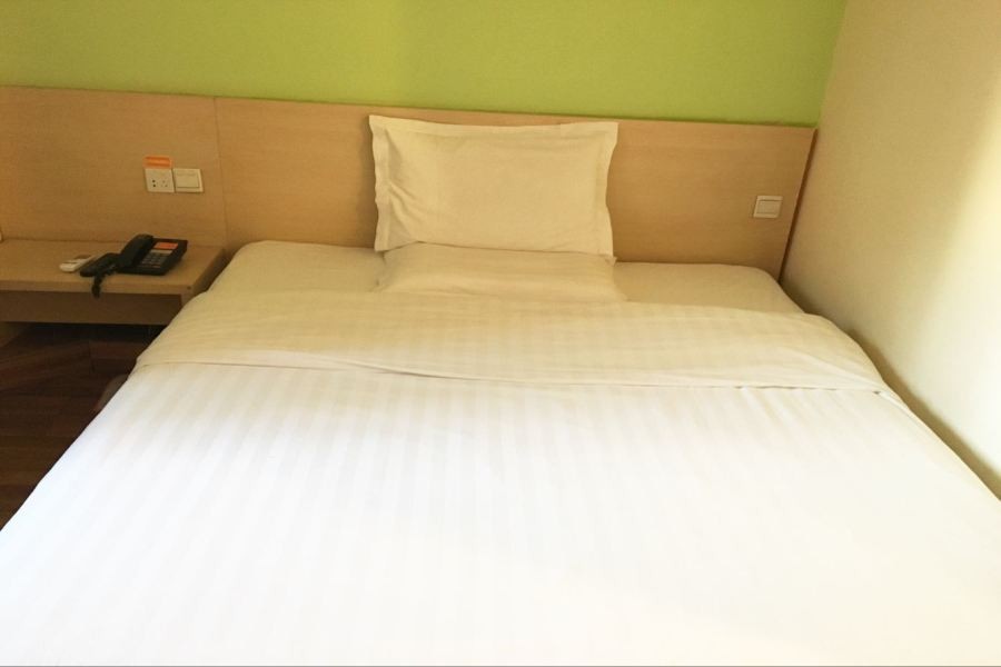 7 Days Inn (Beijing Madian Bridge) 35/47