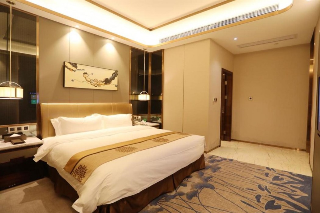 VANHONG Hotel 10/11