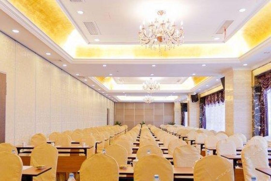 Jin Feng International Hotel (Shanghai Songjiang) 18/39
