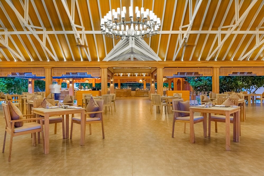 Kudafushi Resort and Spa 19/56