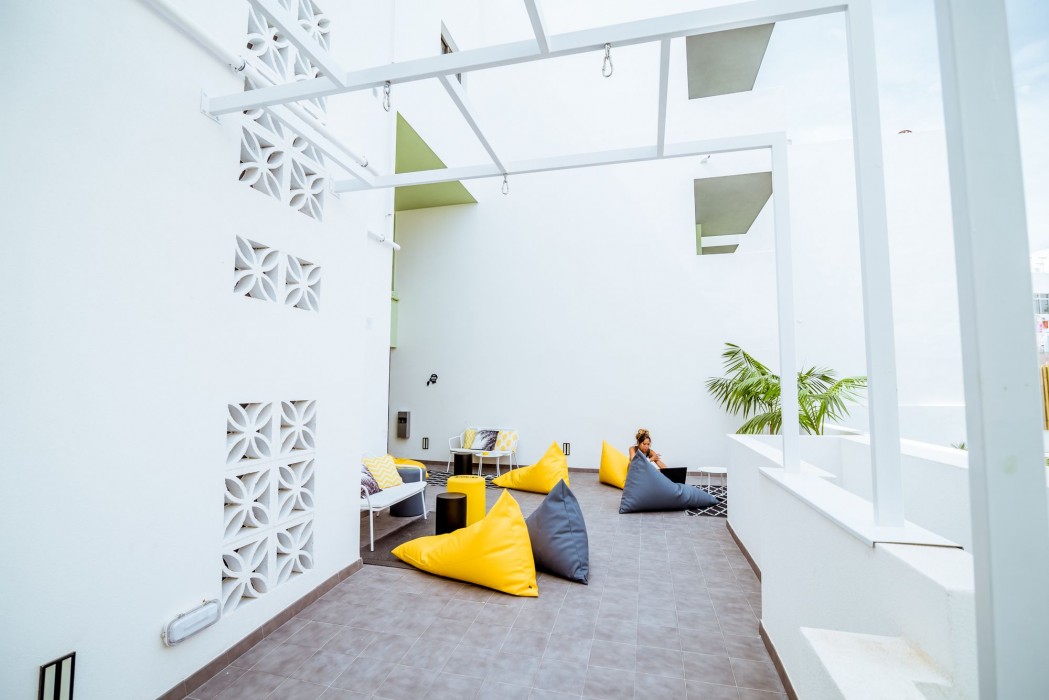 Amistat Island Hostel Ibiza 32/100