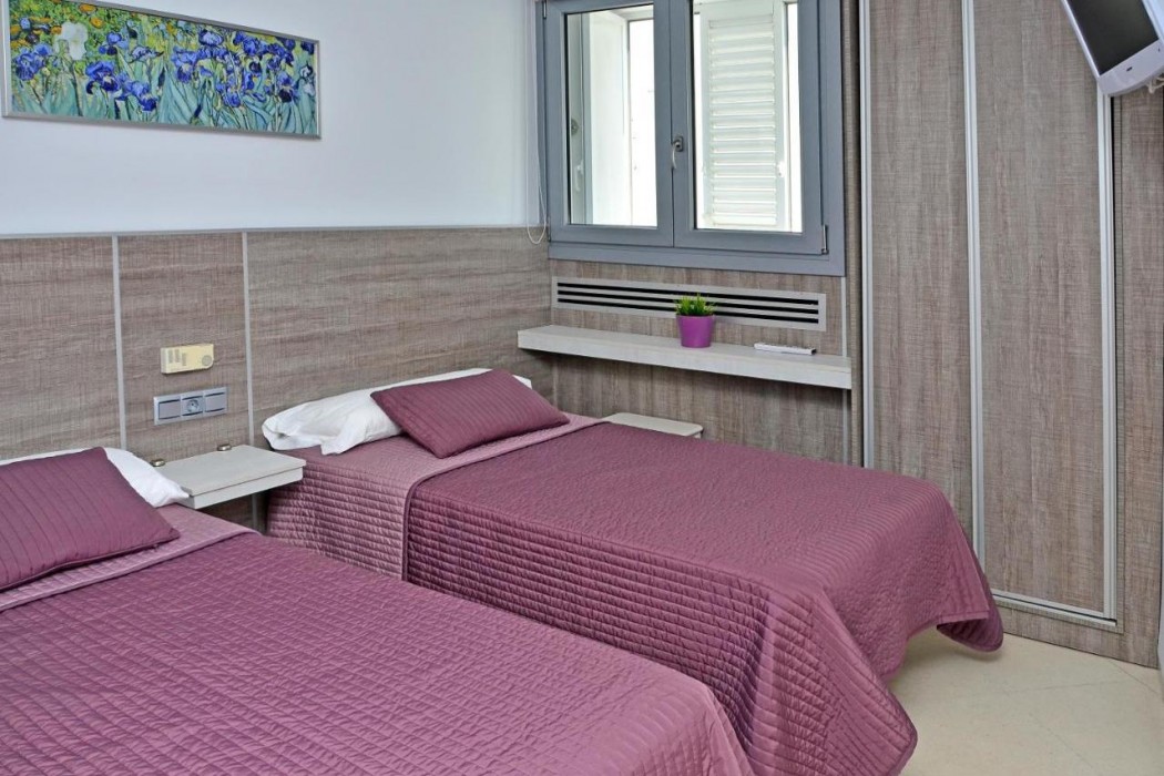 Hostal Campito 21/81