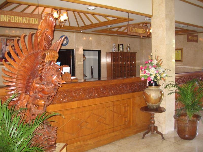 Ari Putri Hotel 6/47