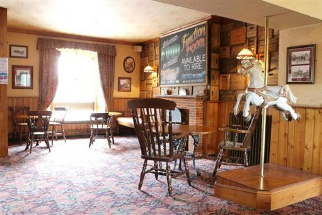 Radstock Hotel 2/66
