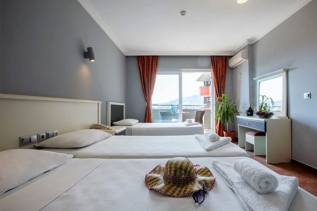 Grand Alisa Hotel 11/61