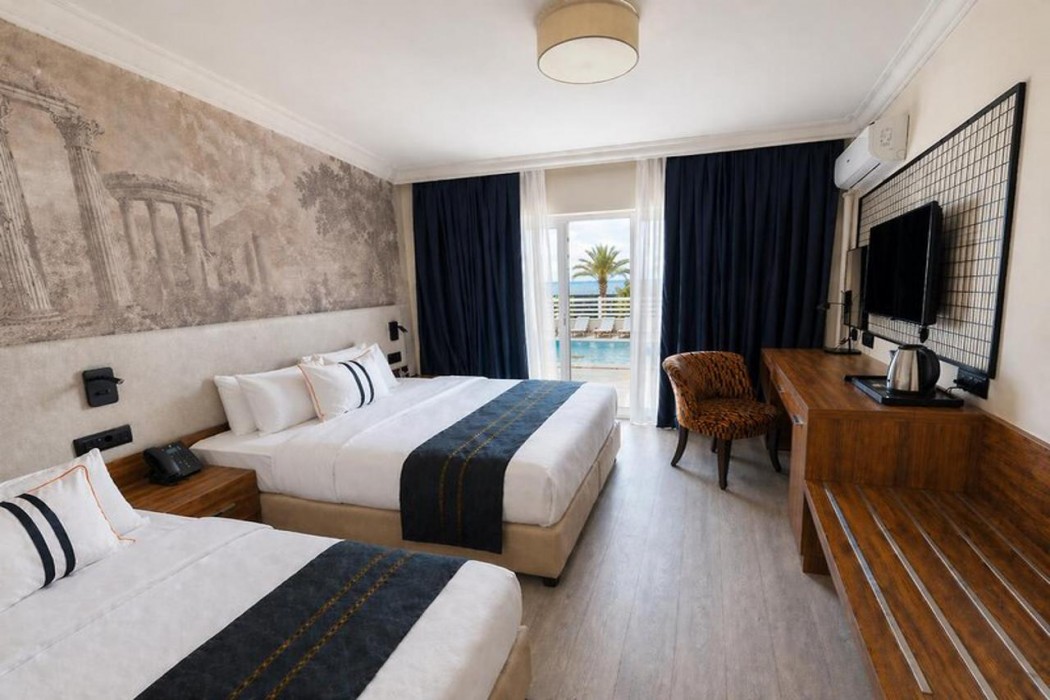 Tryp By Wyndham Didim 12/41