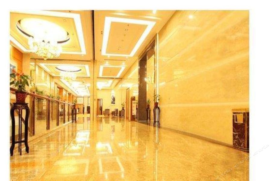 Hawaii International Hotel 36/48