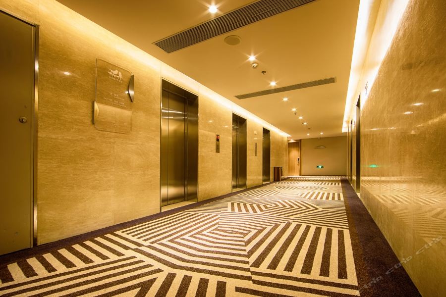 Love Life Hotel Wanda 18/24