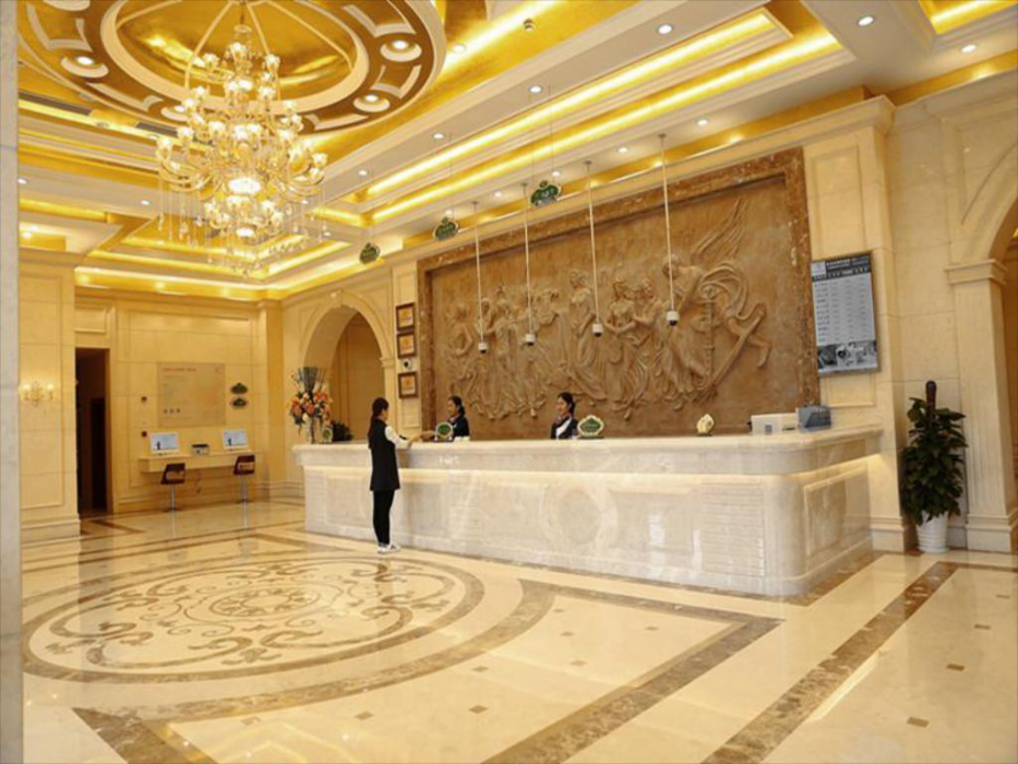 Vienna International Hotel (Shanghai National Convention & Exhibition Center Huaxu Road) photo4