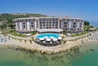Royal Bay Resort 24/62
