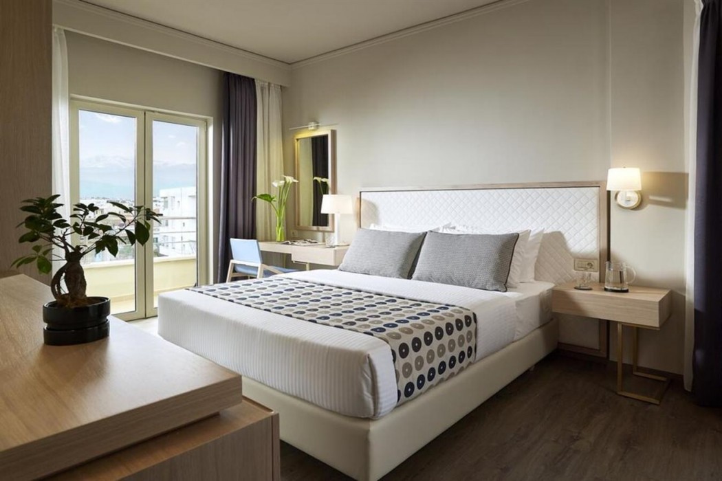 Irida Hotel 25/59