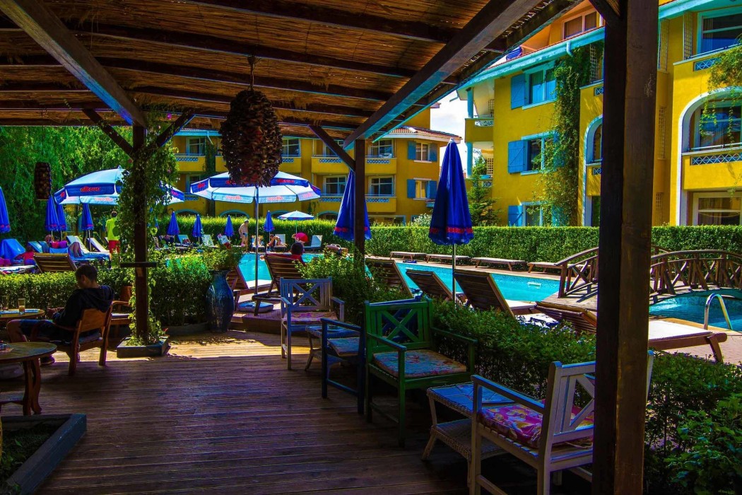 Blue Orange Beach Resort 20/42