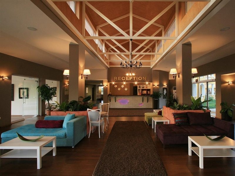 Blue Orange Beach Resort 16/42