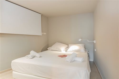 Daro Apartments 8/51