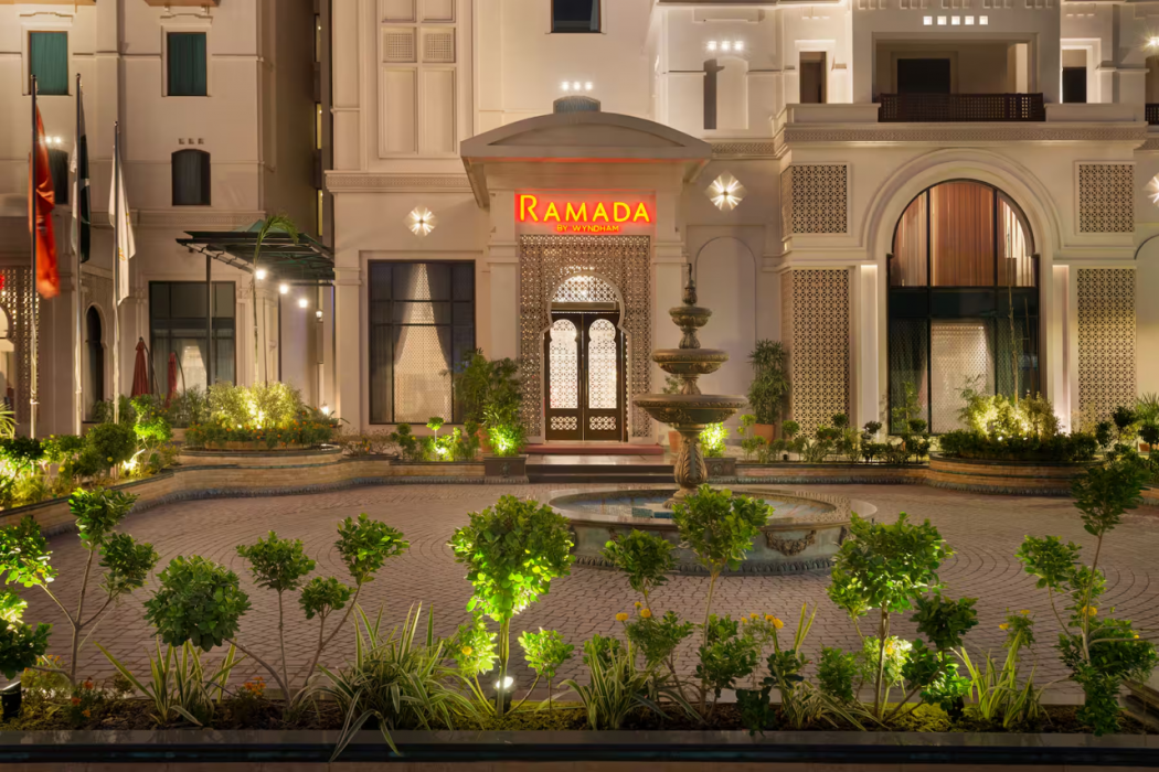 Ramada by Wyndham Lahore Gulberg II 写真2