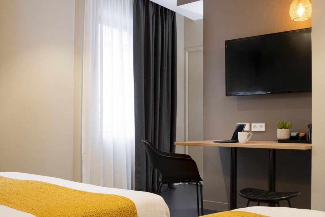 37 Lodge La Defense Courbevoie 9/35