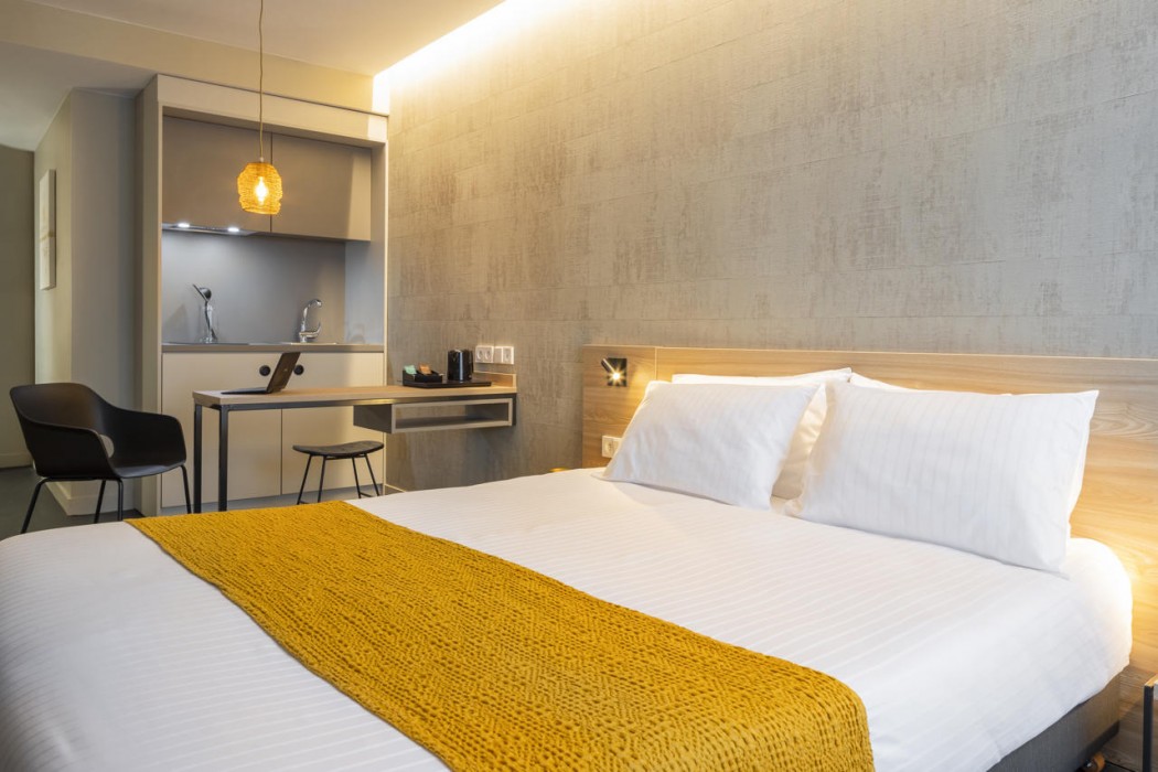 37 Lodge La Defense Courbevoie 15/35