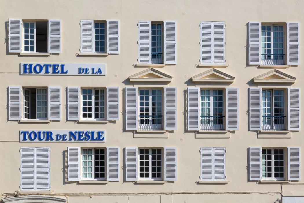 Hotel La Tour de Nesle Rochelle Vieux Port in LA ROCHELLE
