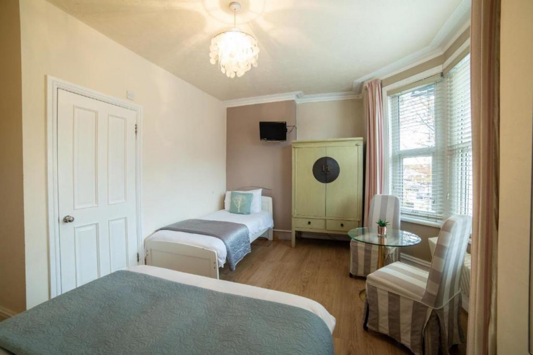 OYO Lina Guest House 10/49