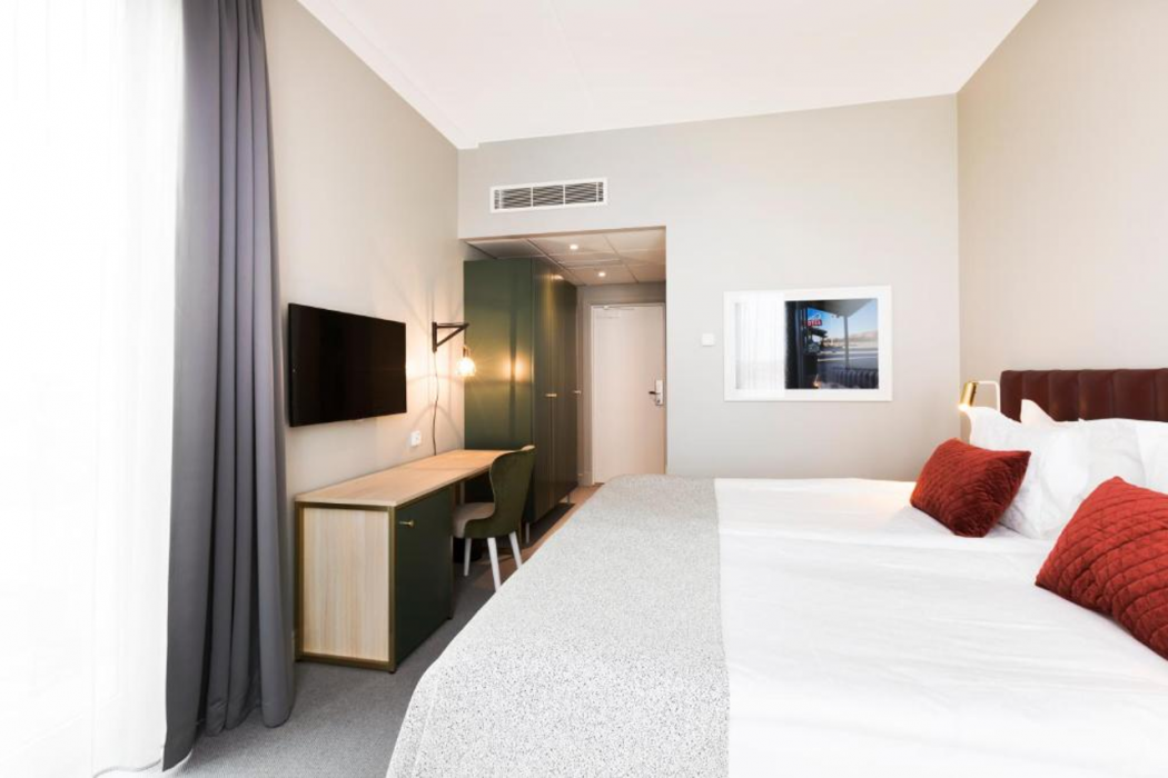 Elite Hotel Academia 10/65