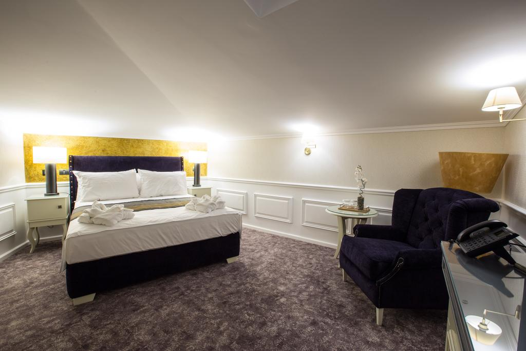 PENINSULA BOUTIQUE HOTEL 6/51