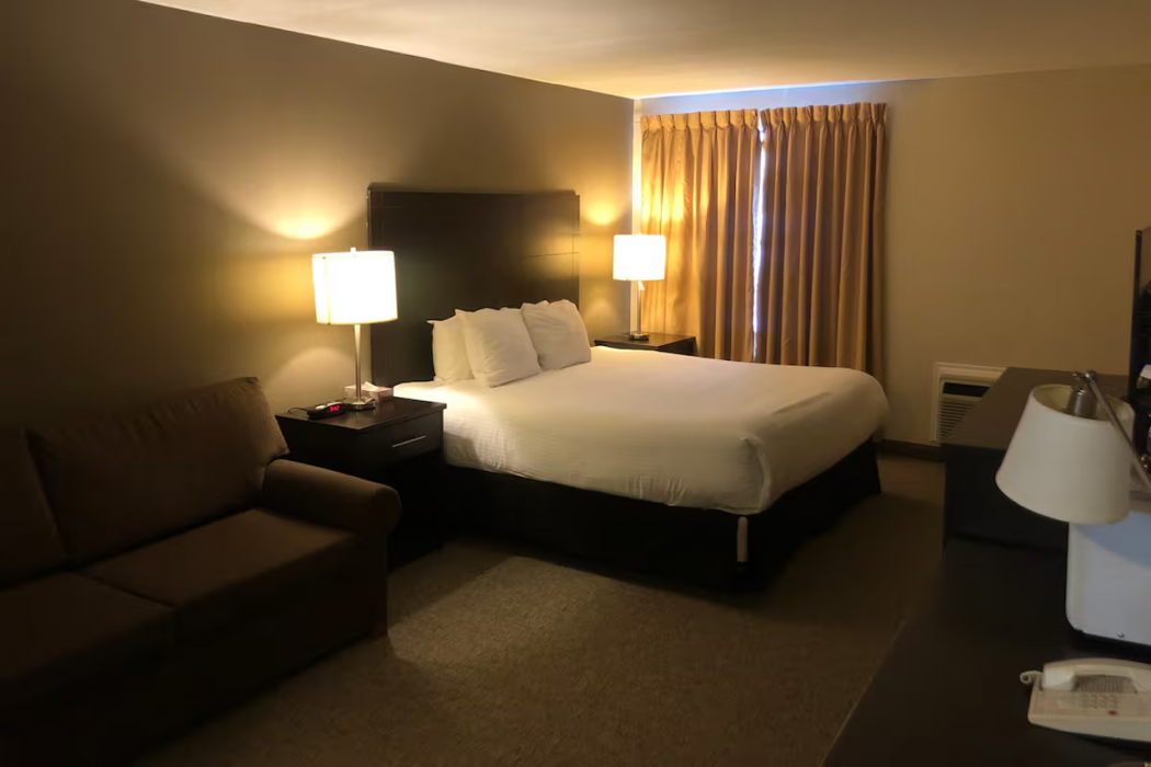 Travelodge by Wyndham Lindsay 7/19
