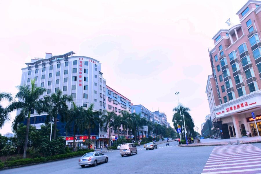 Vienna Hotel (Shenzhen Longhua Dalang Clothing Base) 36/54