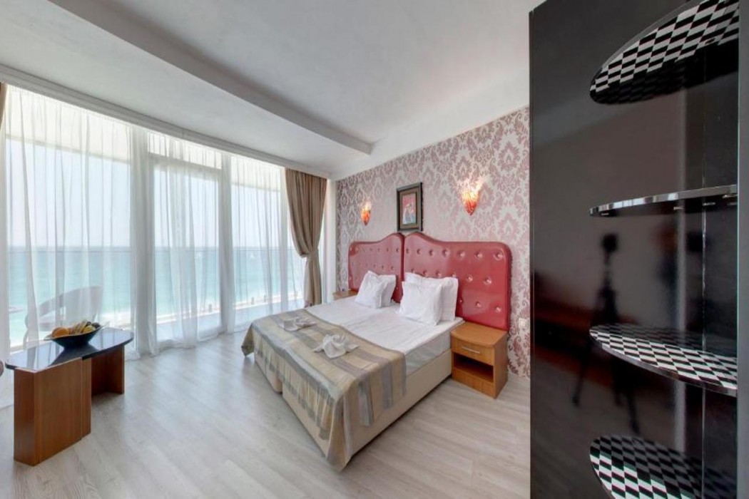 Sirius Beach Hotel 6/48