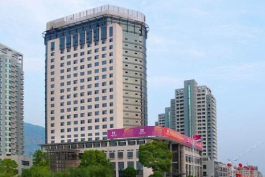 Romantic Hotel 23/41