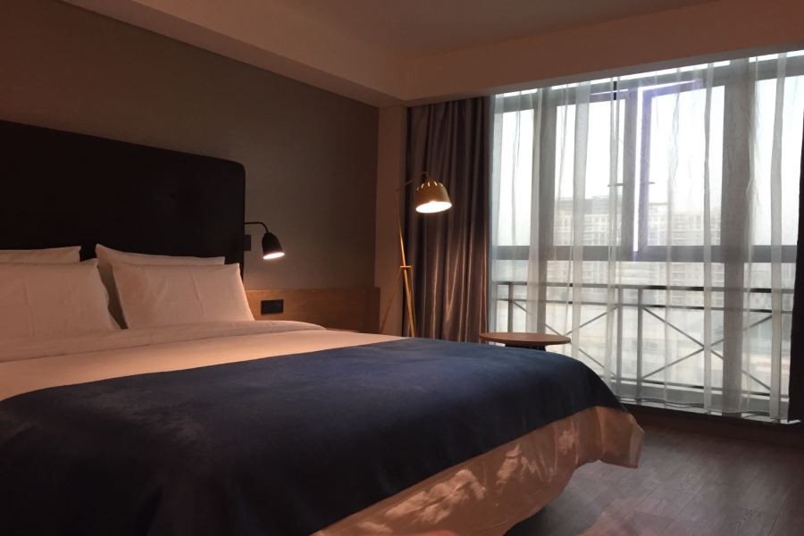 Yitel (Shanghai Caohejing Middle Ring Road Caobao Road) 21/46